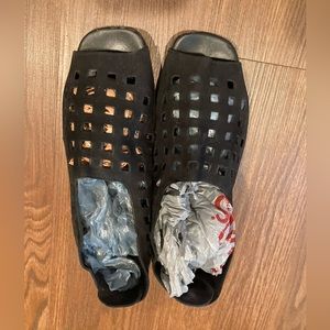 Women's  Arche Drick Flat Black Nubuck  Perforated Leather Shoes Sandals